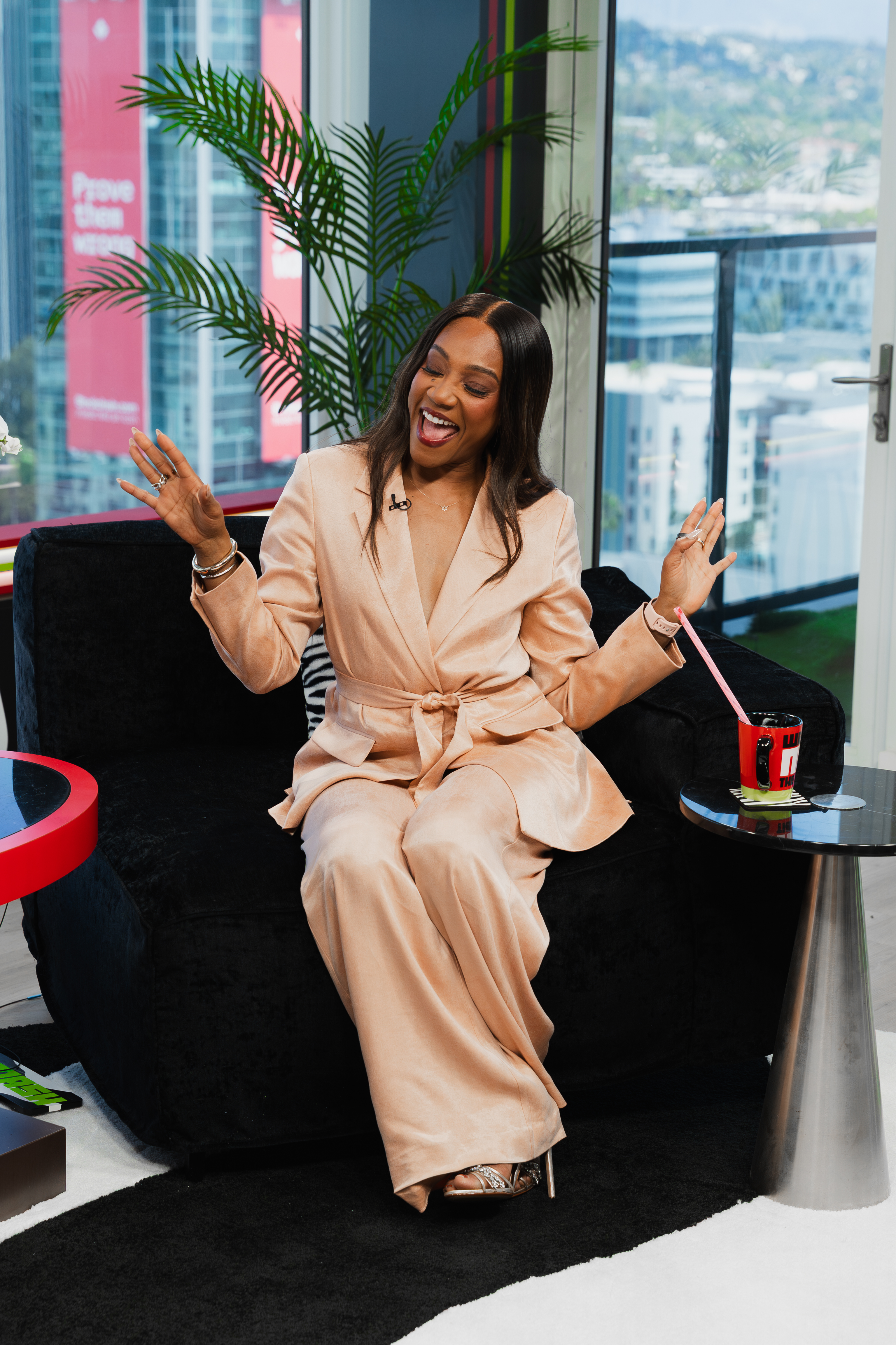 Guest seated in The Jason Lee Show studio